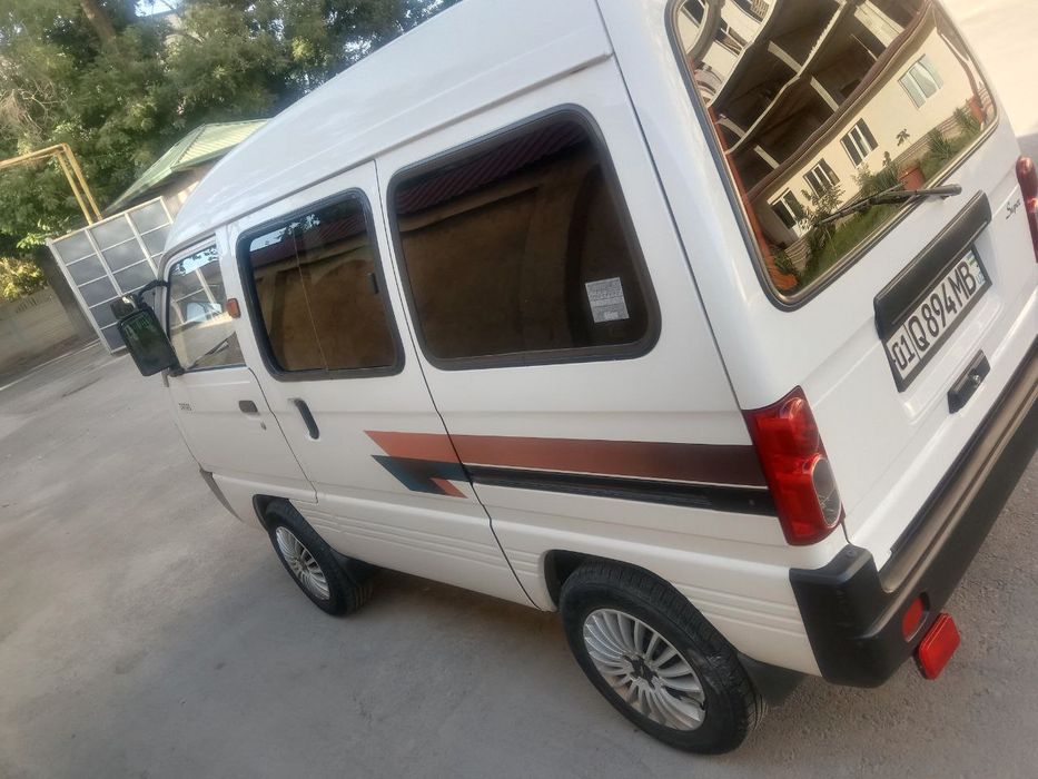 Moshina sotiladi Damas