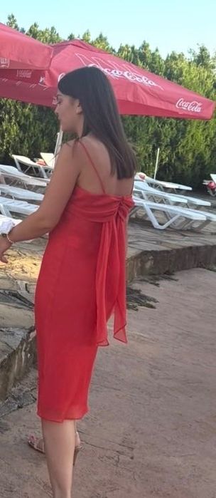 Елегантна рокля MONTEGO