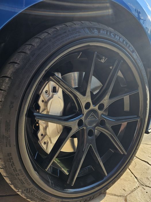 Jante Ferrada FR2 5 x 114.3 R20