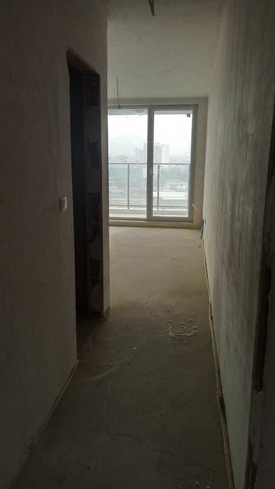 Тристаен апартамент в Банишора