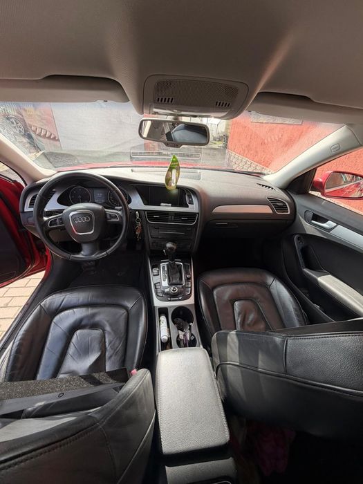 Audi A4 B8 2011 2.0 TDI S-Line Automată, NAVI, Senzori, piele EURO 5
