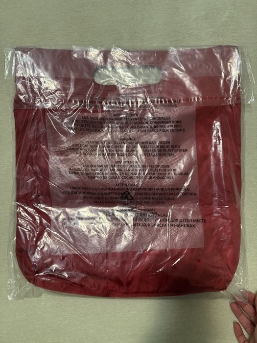 Дамска чанта calvin klein, mugler & versace