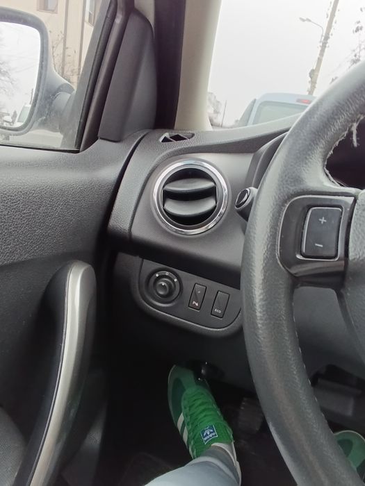 Vând Logan 2015 1.5 diesel