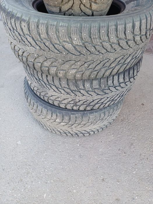 Резина Nokian Tyres 265/65/17