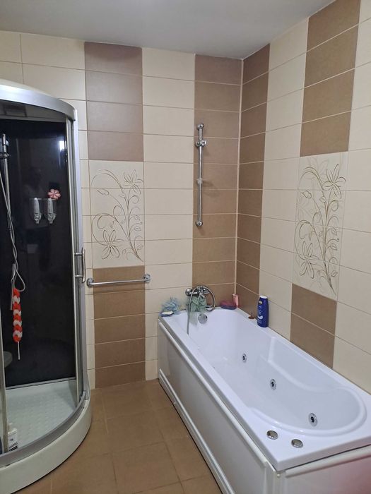 PF dau în chirie casă în someseni zona pod ira