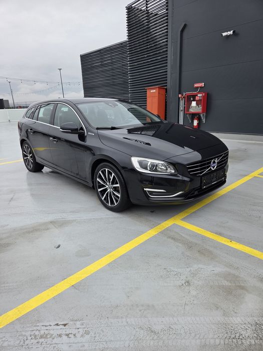VOLVO V60 2015 — imagine 1