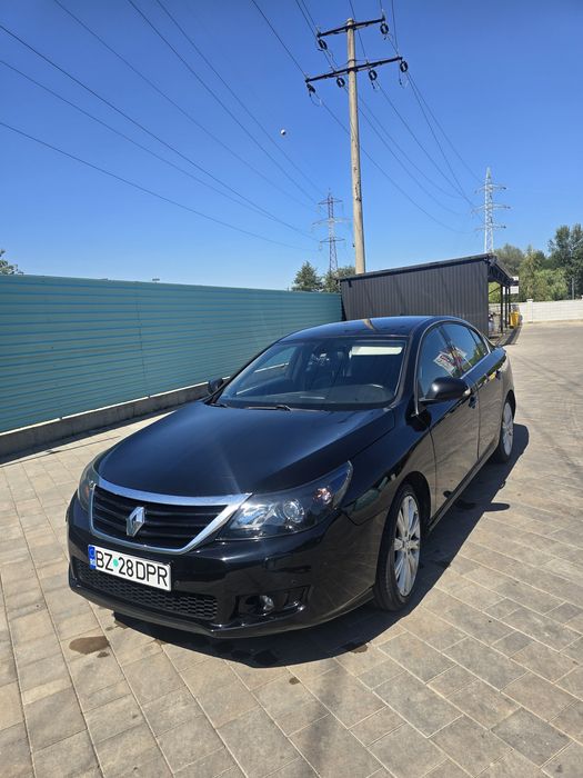RENAULT Latitude 2012 — imagine 8