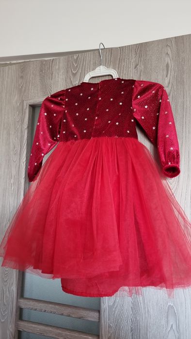 Rochie rosie fetite