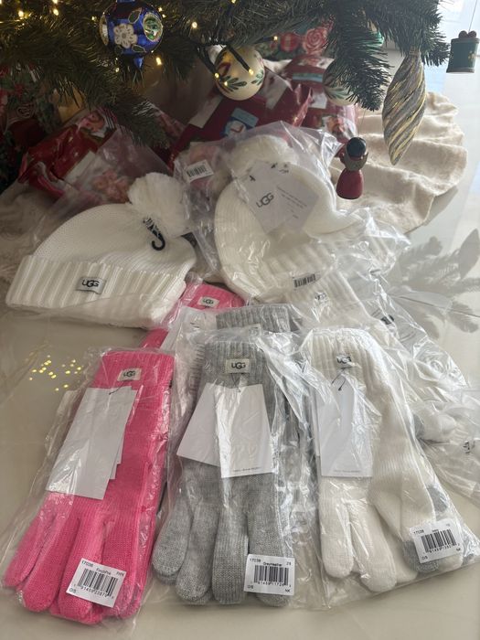 Дамски ръкавици UGG