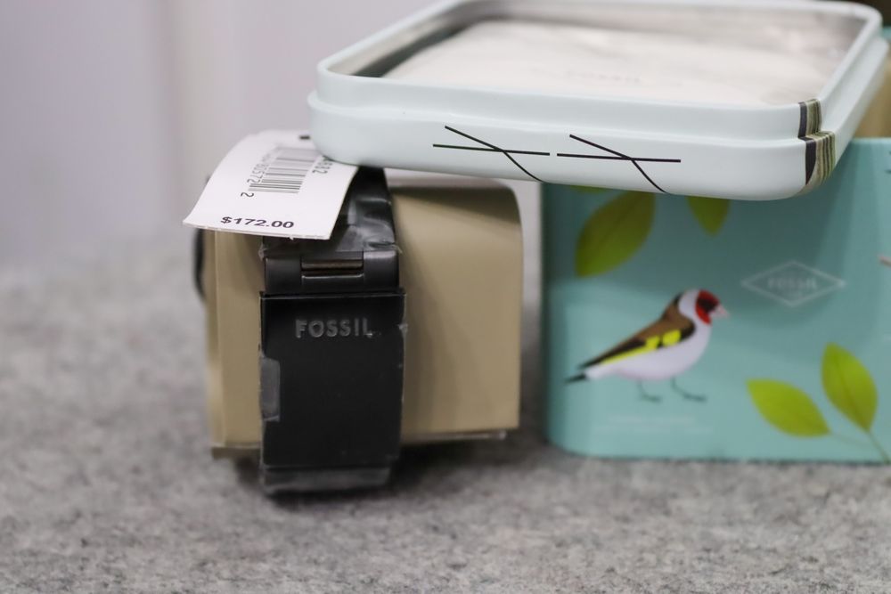 Fossil- design elegant și modern