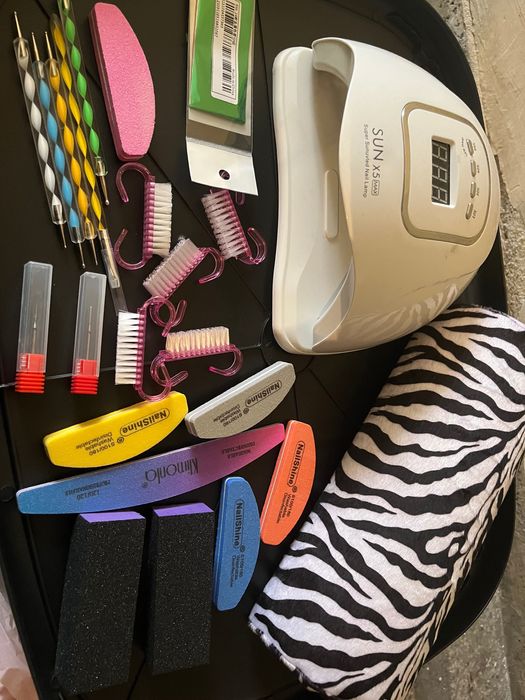 Лот за маникюр печка и д-р