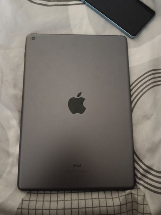 iPad generația 9