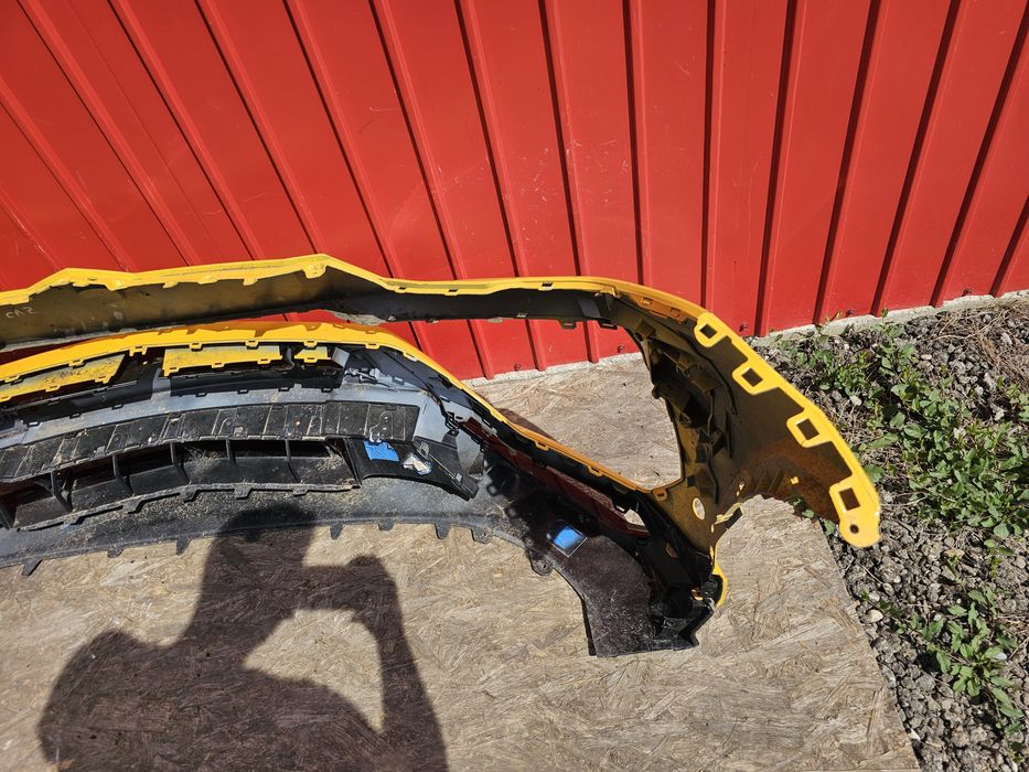 Bara fata Lamborghini Urus cod 4ML807437