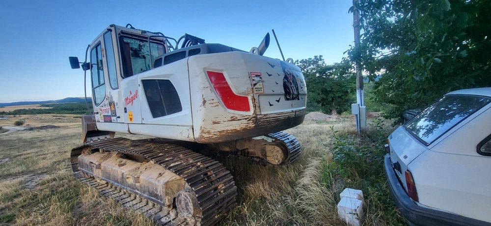 Vând excavator Liebherr 916 în perfecta stare de functionare