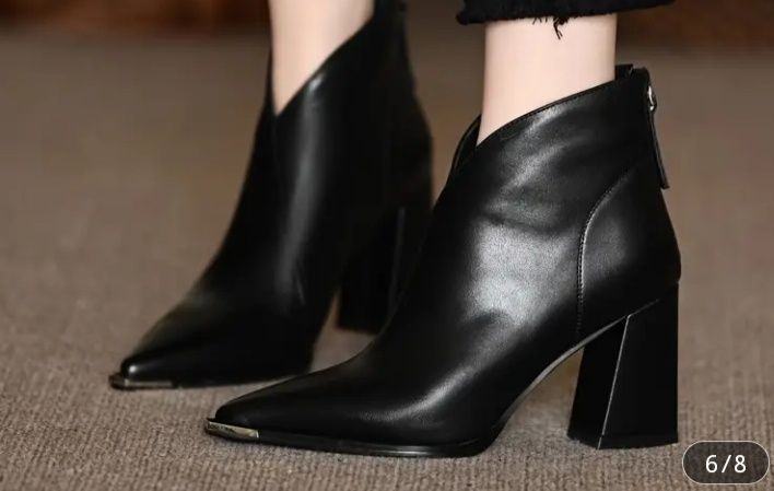 Продам ботинки женские