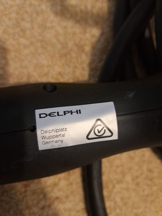 Încărcător DC nefolosit