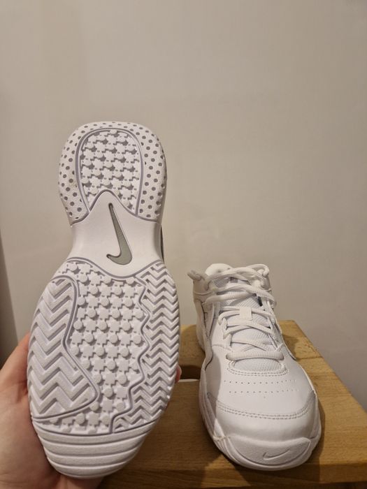 Adidasi Nike tenis, marime 36