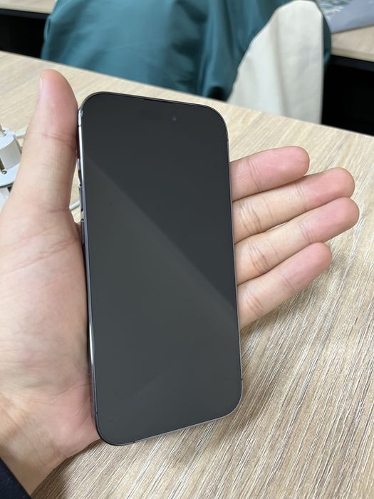 iPhone 14 Pro додда