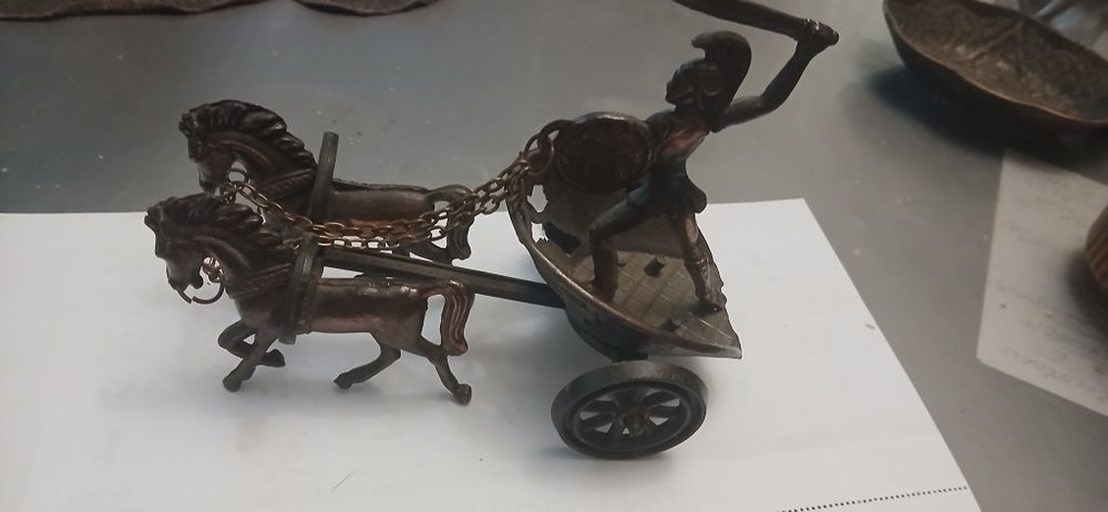 Ахил с бойната си колесница