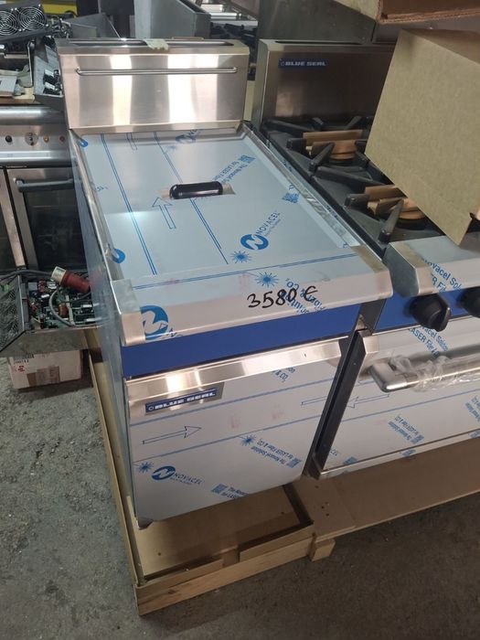 Професионален Газов Фритюрник Blue Seal GT46 Двоен 22,5 kW •Нов•