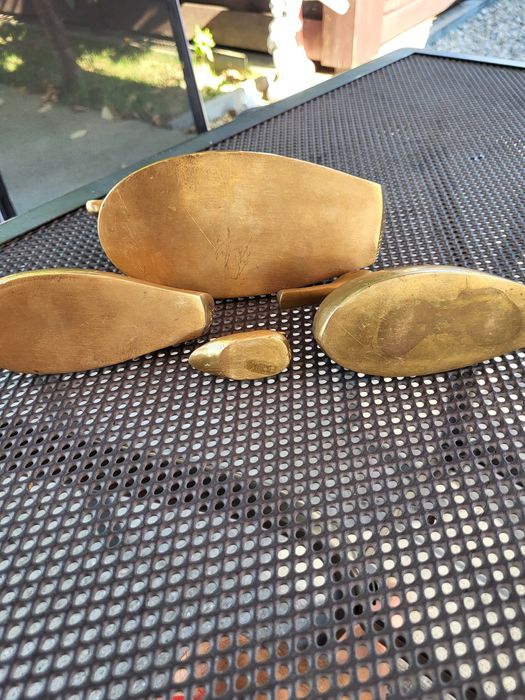 Rățuște din alama