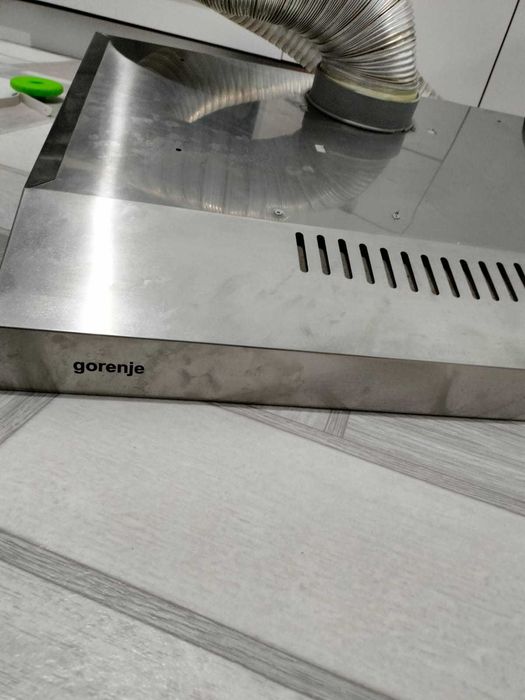 Продаётся вытяжка