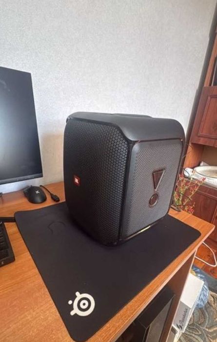 Продам колонку JBL