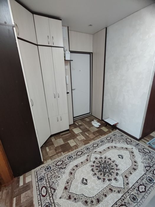 Продается 3-комн (7-79, 2 эт)