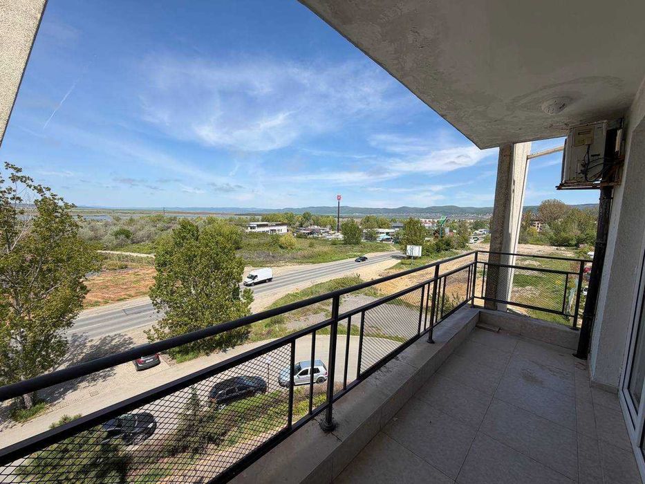 Продава се Двустаен апартамент в к.к. Слънчев бряг - 66 кв.м за 1135 €/кв.м - Снимка #11