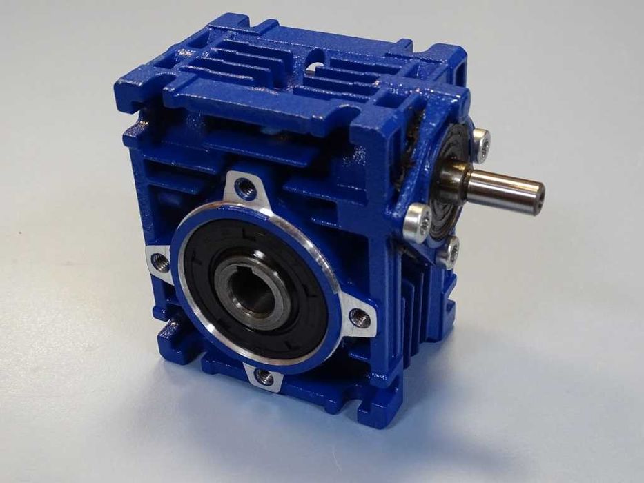 Червячен редуктор MOTOVARIO NRV030 worm gear reducer i7.5 гр. Пловдив