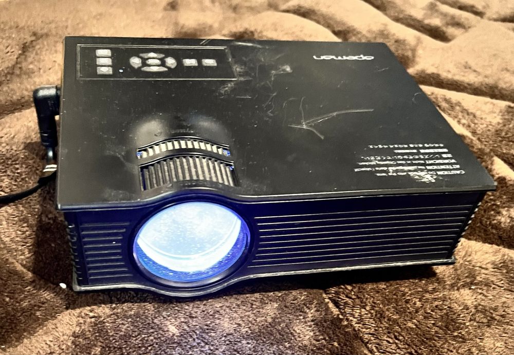 Videoproiector ApeMan