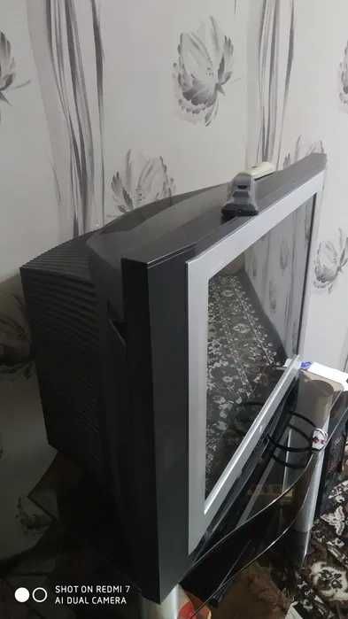 Продаём телевизор LG 72' в хорошем состоянии