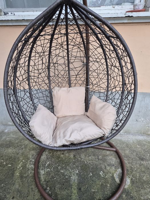 Градинска люлка....