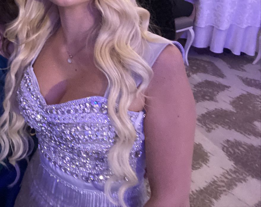 Vand rochie facuta pe comanda la Claudia Greta