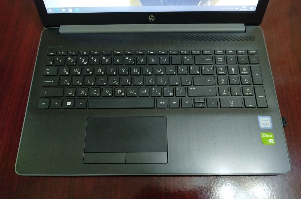 HP Laptop 15-da0xxx sotiladi!