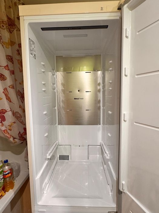 Холодильник хороший