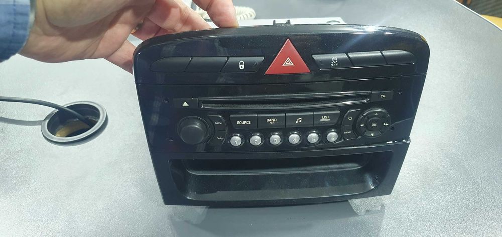 CD player Peugeot original