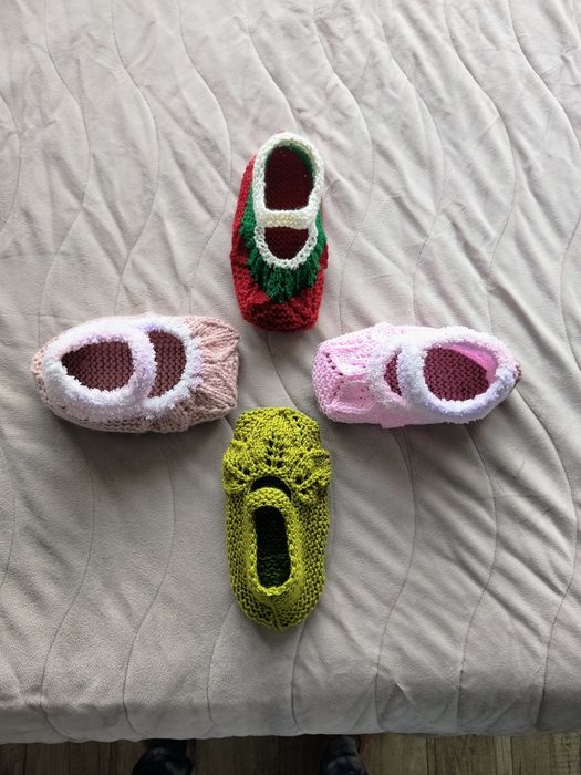 Чорапки и терлици ръчно изплетени