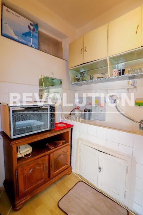 Дава се под наем Едностаен апартамент в Варна, ВИНС - 40 кв.м за 200 € - Снимка #5