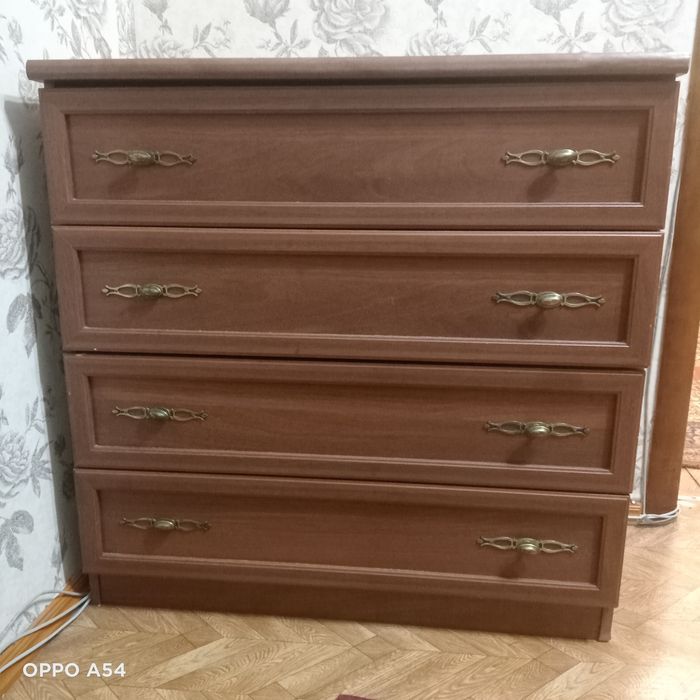 Продам срочно комод