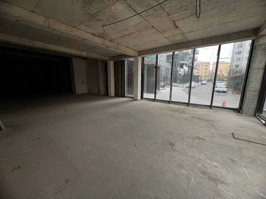 Универсальный ритейл с подвалом в Parkwood, продажа 408 кв (55)