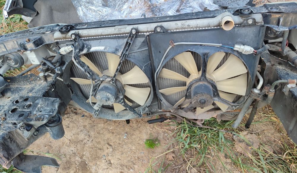 Тойота Виндом 20/21. Ноускат. В сборе.