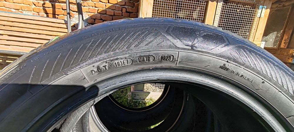 Летни гуми 235/55/19