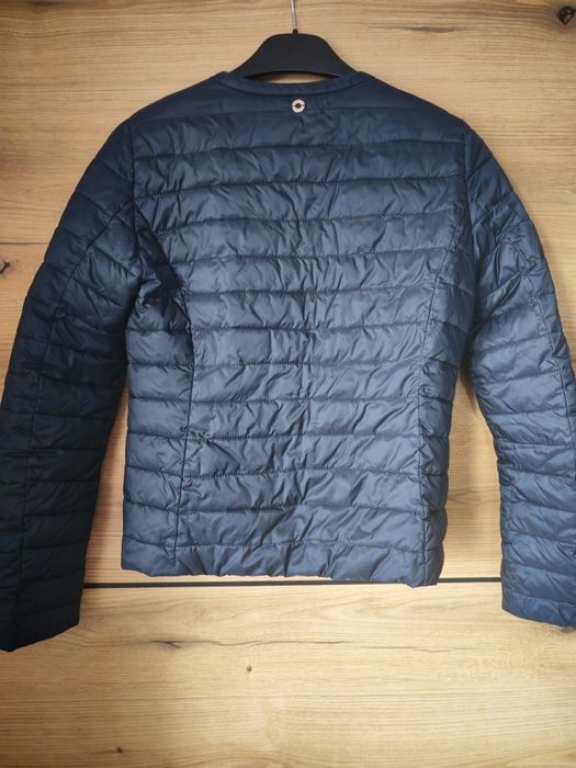 Олекотено черно яке Massimo Dutti