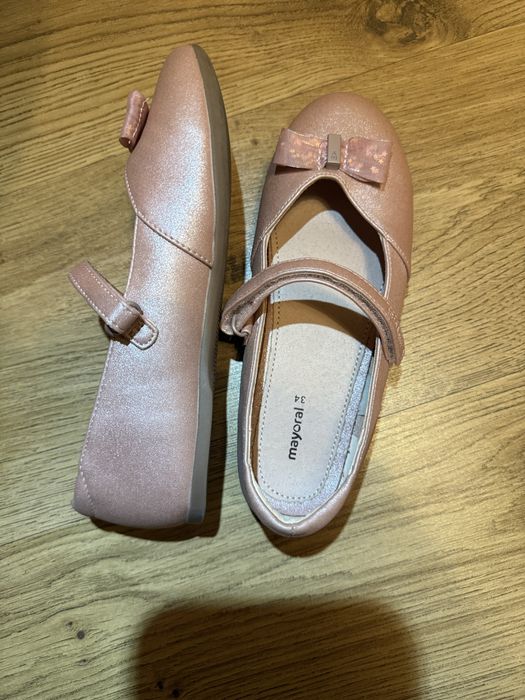 Pantofi copii Mayoral – balerini roz cu baretă, mărimea 34