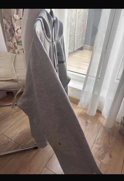 Nike tech fleece femei gri