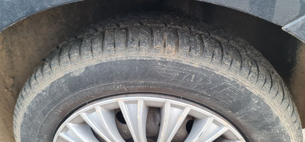 Cauciucuri vara 4 buc plus jante 165.70.14