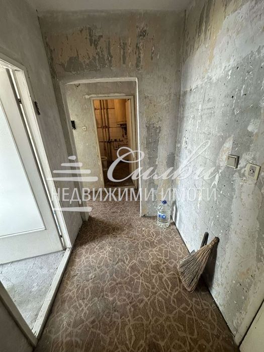 Продава се Едностаен апартамент в Търговище, Изток 1 - 45 кв.м за 941 €/кв.м - Снимка #6