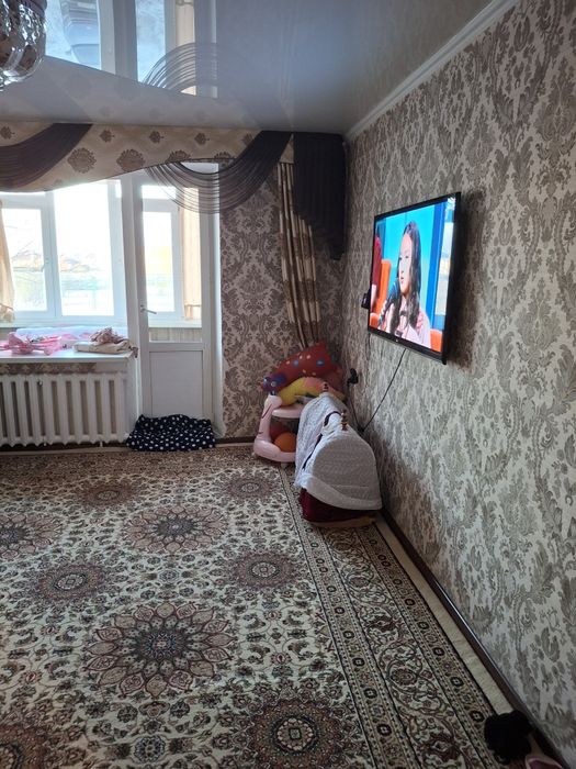 Продам квартиру трёхкомнатную