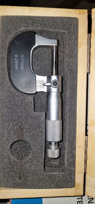 Vans Şubler digital de adâncime IP 67 cu ieşire de date